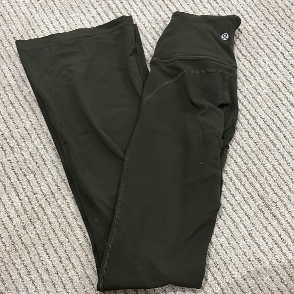 Lulu flared legging